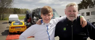 15-åring med egen racerbil