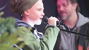 Leo Sellbrink var en av de unga förmågorna som framträdde under skyltsöndagen.