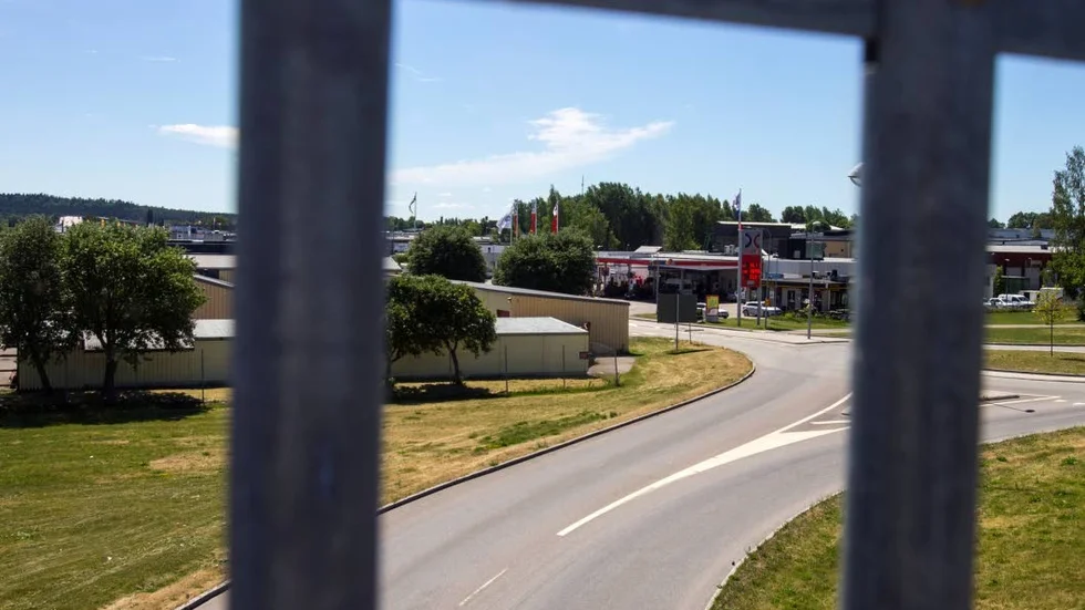 Max Burgers etablerar sig i Motala i samband med att Bostadsstiftelsen Platen flyttar sin byggverkstad.