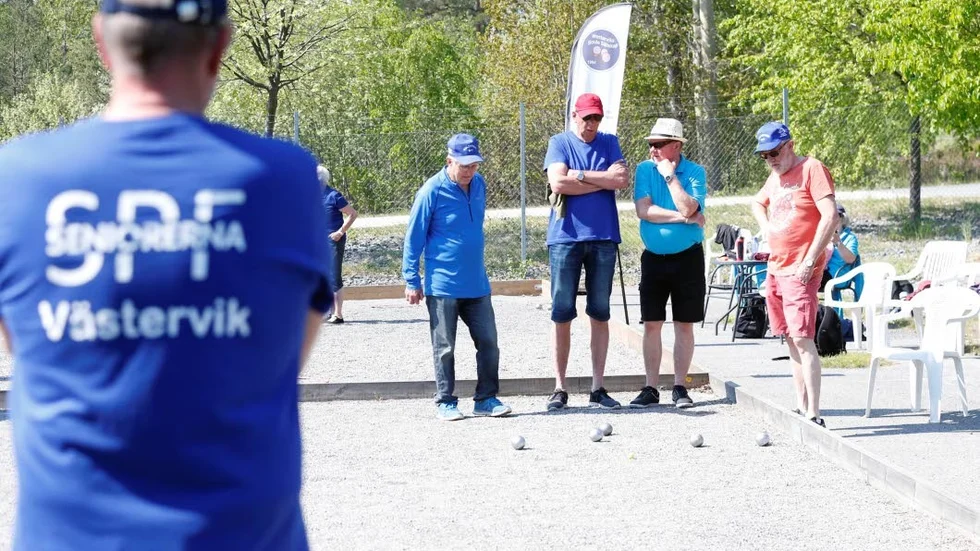 Mycket taktik ligger bakom kasten i boule.