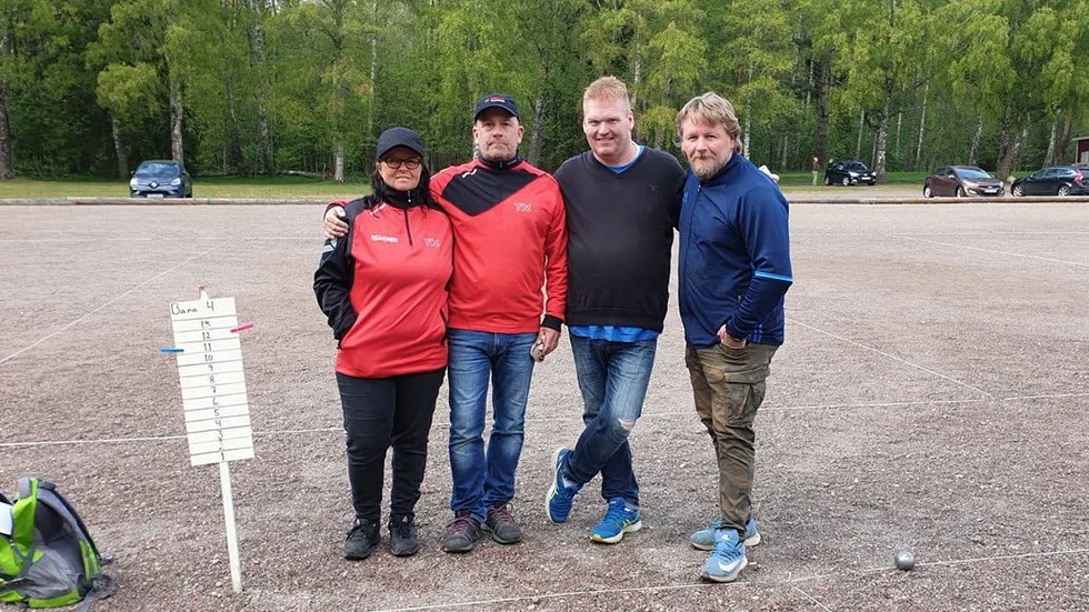 Tjust Petanques Annika Arvidsson och Fredrik Arvidsson blev tvåa medan Mikael Karlsson och Stéphane Zaklada kom etta.
