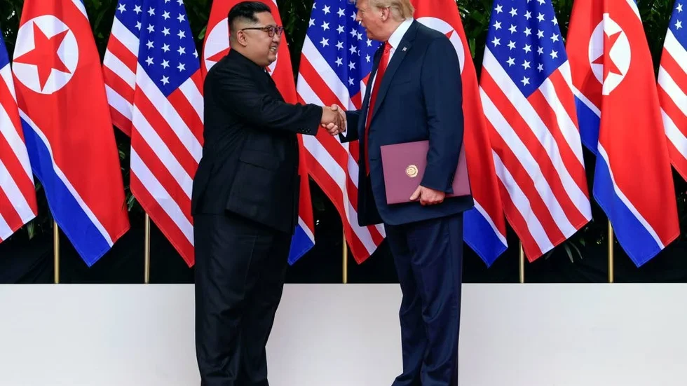 USA:s president Donald Trump möter Nordkoreas ledare Kim Jong-Un i Singapore.
