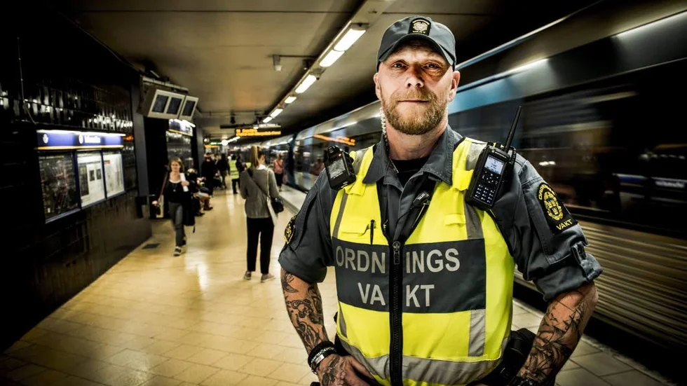 Fredrick Davidsson medverar i reality-serien Tunnelbanan.