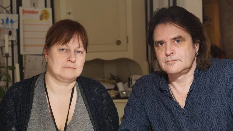 Kritiska. Heléne Henriksson och Torbjörn Skepp tycker att nyanlända måste få en bättre handledning för att komma in i det svenska samhället.