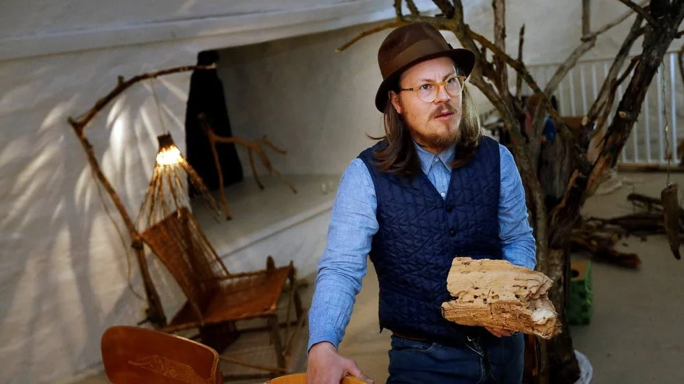 Rasmus Sköld är en av konstnärerna som ligger bakom Vadstenas nya kulturtidning, Folio.
