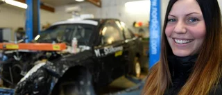 "Hamnade i sandfållan och bilen gick sönder"