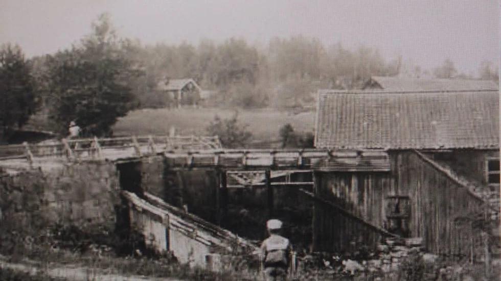 Från förr. Sven Johansson från Lapserum vid Rödja kvarn 1908.