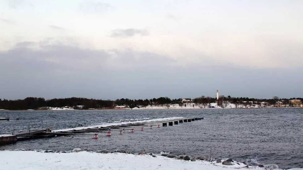 Vinter. På torsdagen var det kallt i hela kommunen. Kallast var det i Blackstad när det närmade sig 15 minus på eftermiddagen.