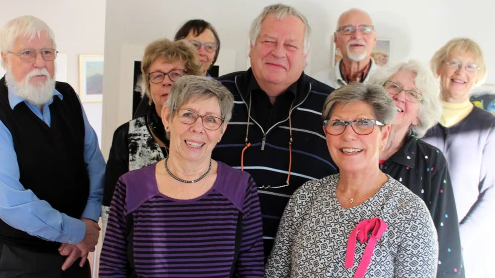 Tjustbygdens konstförening. Bengt O Edberg, Birgitta Bröme, Sven-Erik Gustafsson, Gunilla Lengqvist, Kerstin Bergholtz, Björn Gunnarsson, Kristina Faith-Ell, Siv-Britt Sjöberg och Christina Dahlström sitter med i styrelsen.