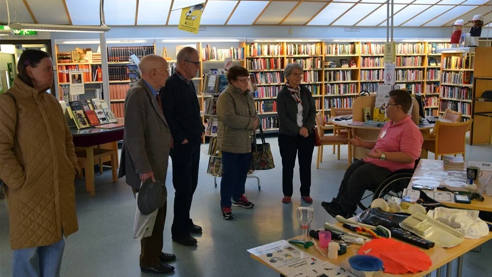 Många frågor och diskussioner fördes inom ämnet på Kisa bibliotek.