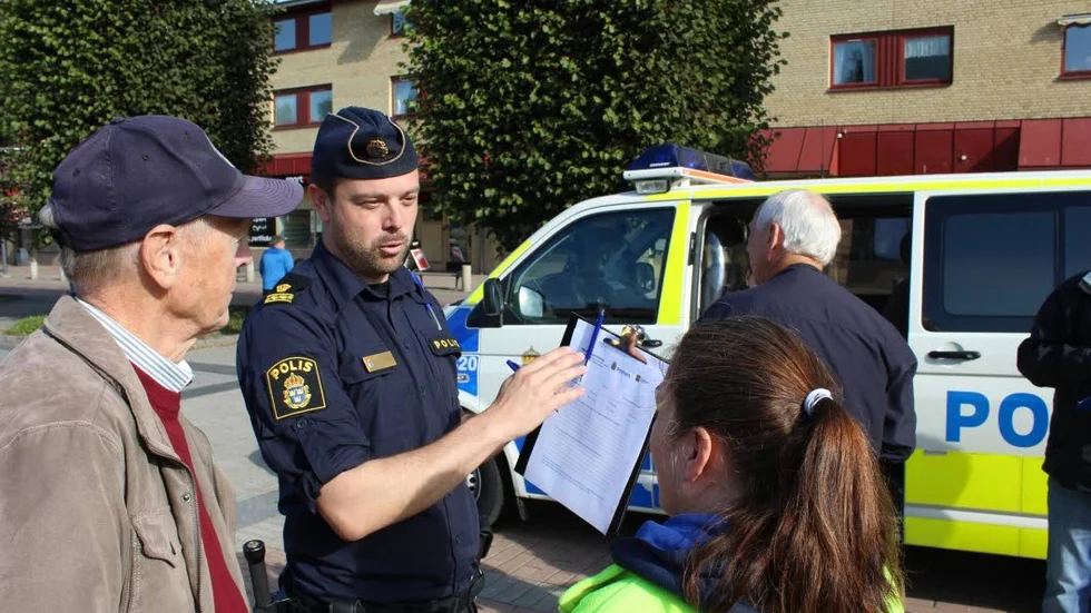 Ett femtiotal personer kom. "Det är väldigt viktigt för oss att folk berättar vad de vill att vi ska göra och fokusera på", säger Joel Gerdin.