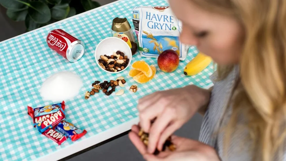 Skolan ska inte främja sockerkonsumtion anser en Linköpingsbo som vill att kommunen ska förbjuda socker  i barnomsorgen.
