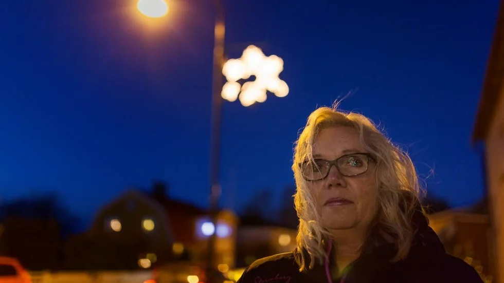 Stjärnfall. "Man undrar varför inte julbelysningen testkördes innan den sattes upp", säger Ulrika Lindström som driver Klippstugan i Berg.