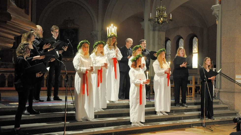 Luciakröningen i S.t Petri var en vacker och stämningsfull konsert.