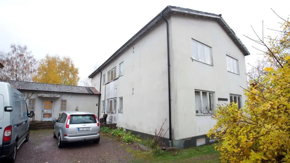 Spännande. Vad göms innanför dessa väggar?
