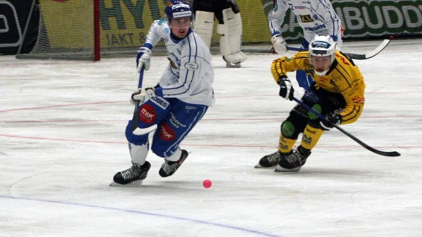 Elias Gillgren gör en spelvändning.