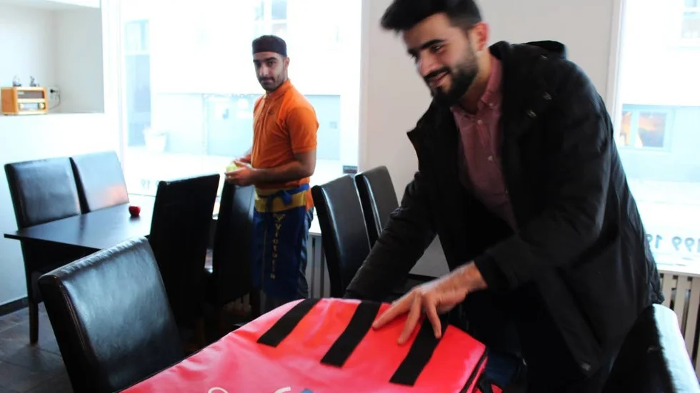 Pizzabudet, Yoseef Haj Ali, har fullt upp med utkörningar.