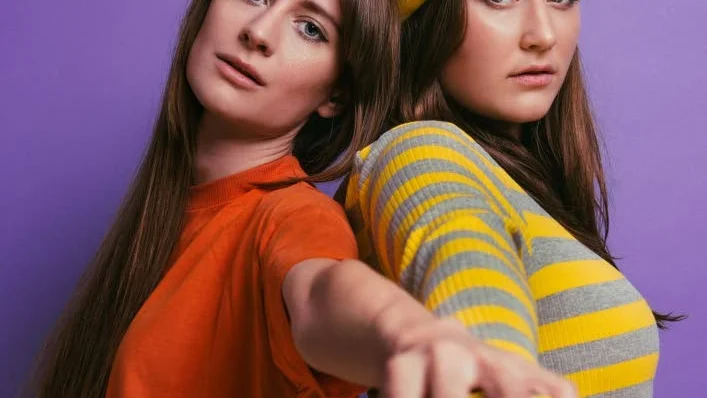 Dalarna-duon Erika Soldh Ahlström och Marta Pettersson, I am Karate, kommer till Krogkultur.