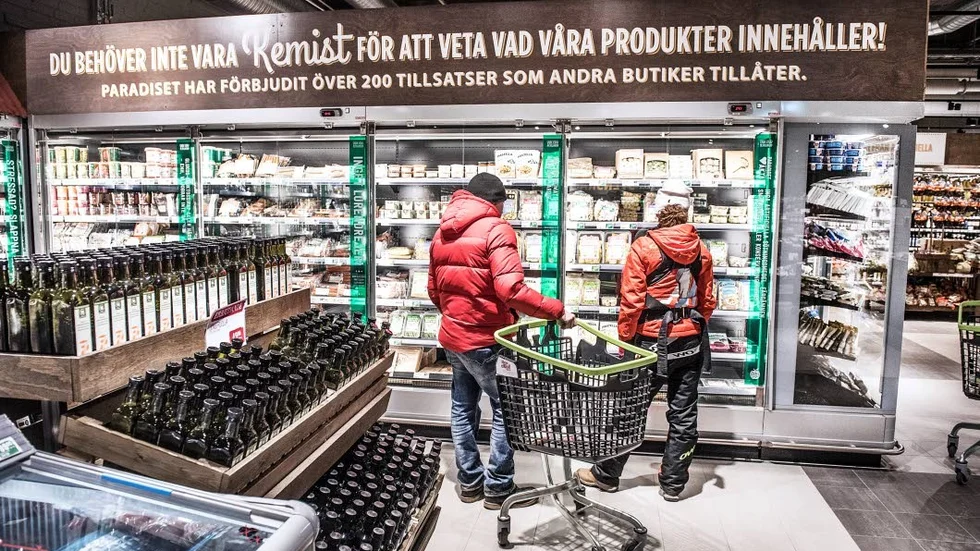 Den ekologiska maten är populär, men har tvivelaktig miljönytta.