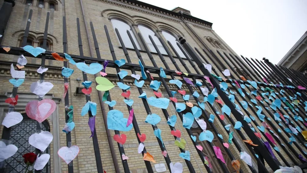 Fallet med men man som dömdes till utvisning för attacken mot en synagoga i Göteborg 2017 har gått hela vägen till Högsta domstolen.