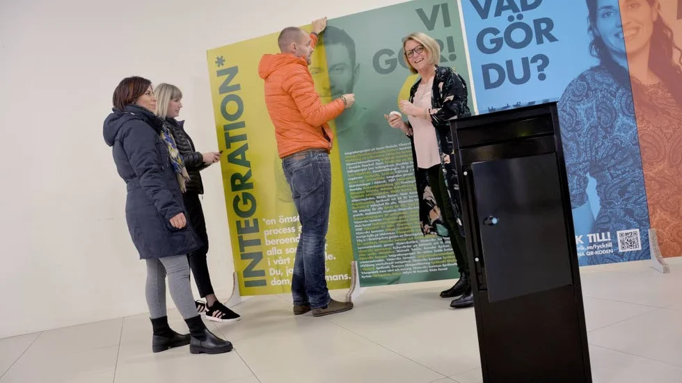 Västerviks kommuns integrationsstrateg Elisabet Sjöstrand tillsammans med sina kollegor.