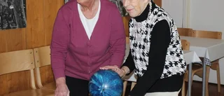 De skapar gemenskap genom bowling