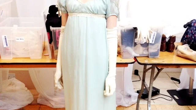 Johanna älska att prova historiska klänningar, det har blivit många möjligheter.