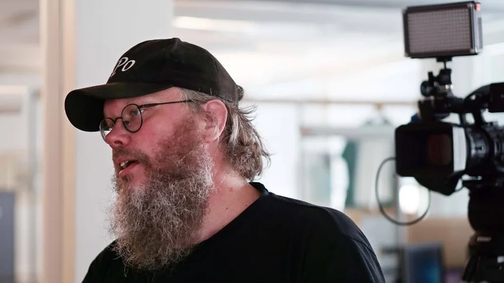 Daniel Ottzén kom i kontakt med Landsbygdspartiet via Facebook. Ju mer han läste, ju mer övertygad blev han att det var rätt parti.