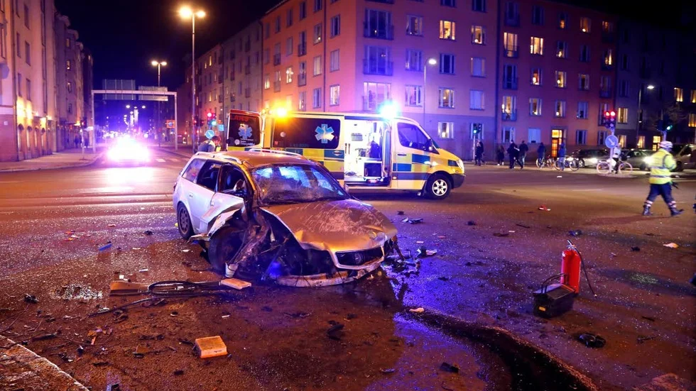 Bilen som 31-åringen körde har tagits i beslag och ska undersökas av polisens tekniker.