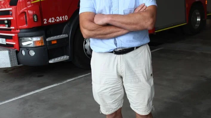 Lennart Carlson fortsätter jobba som sniockare. Jobbet inom Räddningstjänsten lämnar han efter 33 år.