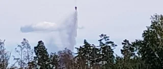 Vattenbombande helikoptrar slog till
