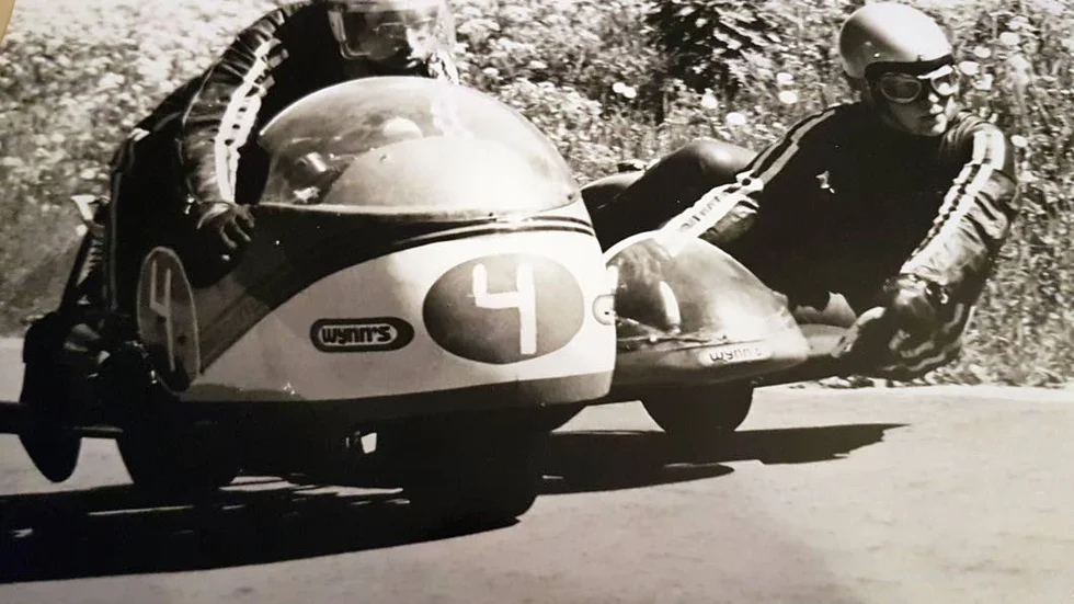 Roadracing med sidovagn var stort i Boxholms motorklubb under 1970-talet.
