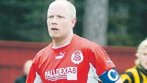 Mattias Sandh tackade nej till Gullringens anbud och valde att stanna i Djursdala SK.