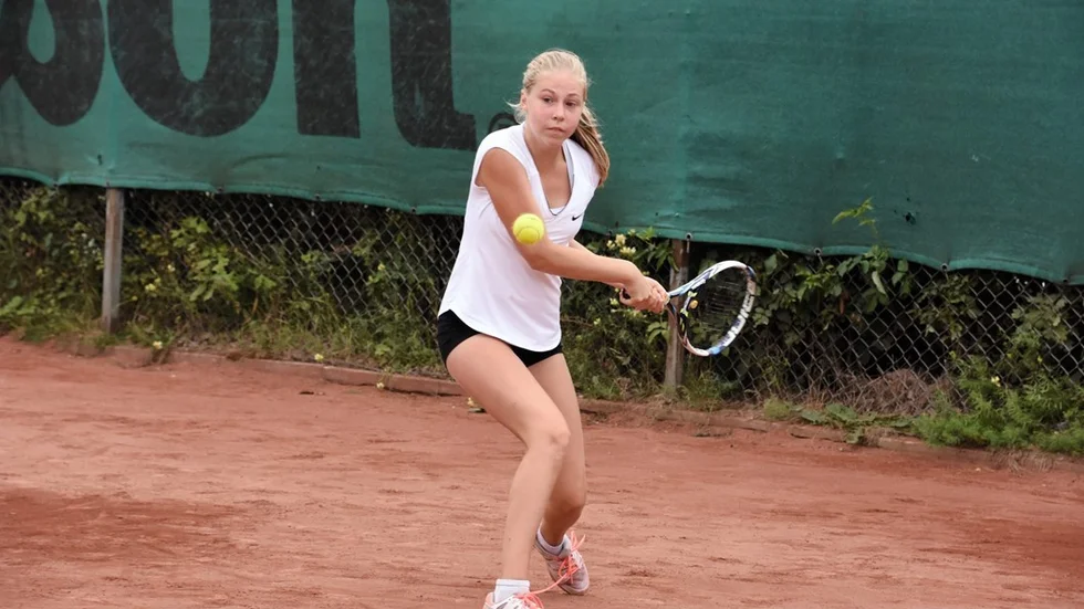 Maja Eriksson tog hem F14-finalen i en välspelad match mot en klubbkamrat.