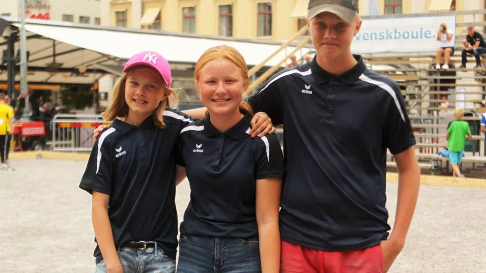 Laget som tog silver i Yngre junior trippel. Minou Råsander, Felicia Björling och Nemo Råsander.