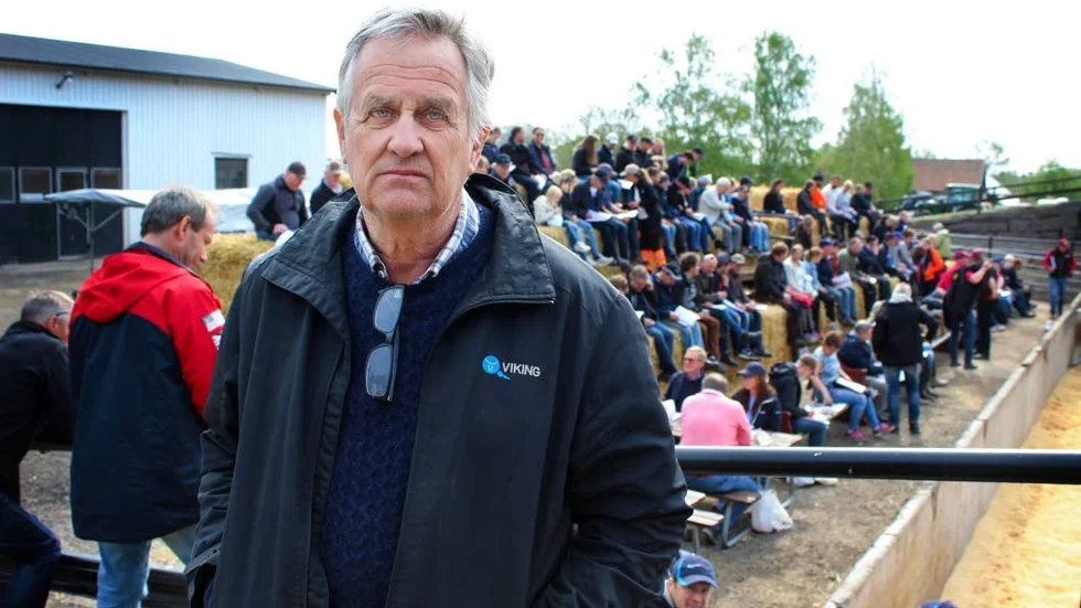 Christer Samuelsson var glad över att hans kor såldes till så höga priser, men mest för kornas skull: - Då vet jag att de får det bra.