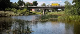 Nu stängs delar av bron i stan av