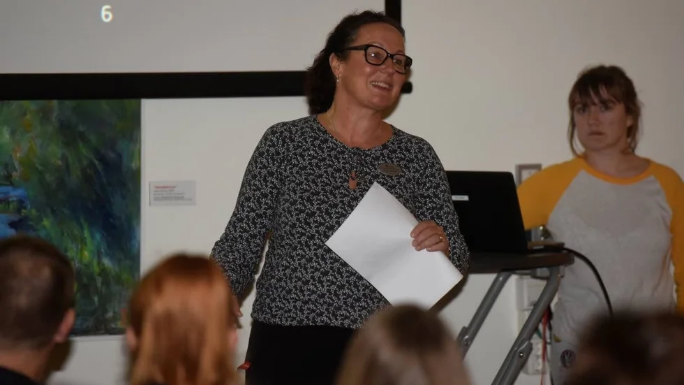 Viktoria Axelsson är lärare på Samhällsprogrammet med inriktning på media.