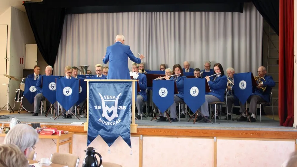 På söndagskvällen hyllade en fullsatt Vena Bygdegård ortens musikkår som firade 80 år med att hålla konsert (arkivbild).