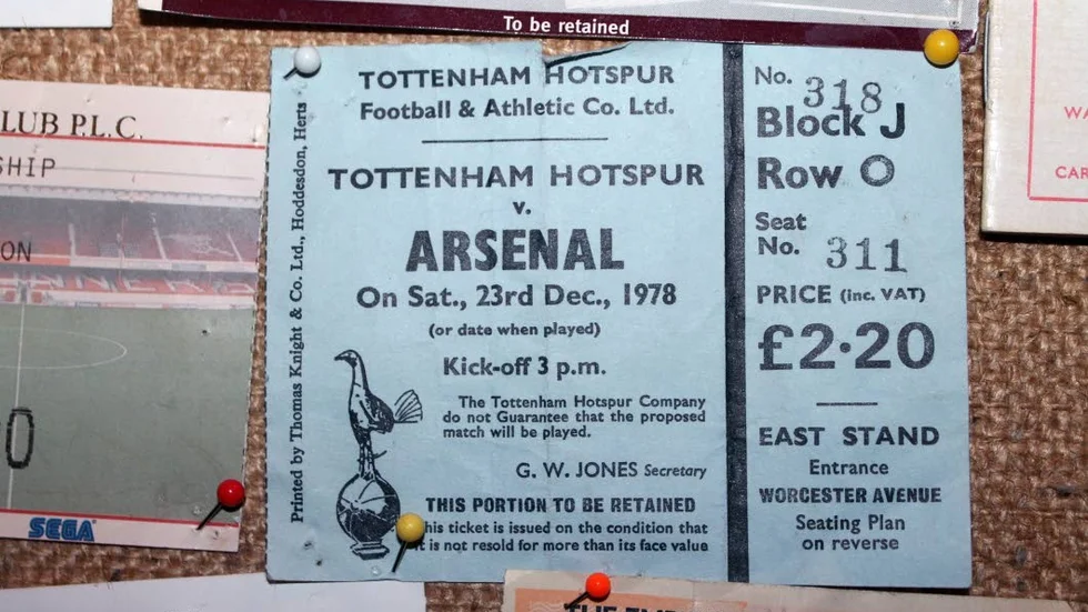 Dagen före julafton 1978 var Matts Jonsson på plats på derbyt Arsenal-Tottenham. Biljetten har han kvar.