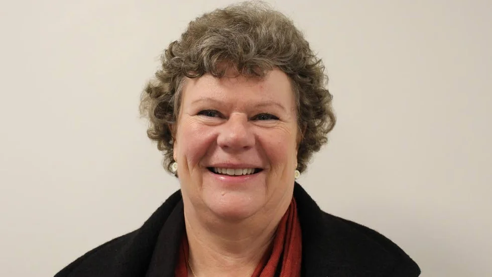 Rektor Eva-Lott Petersson är nöjd med att det äntligen finns gott om plats för eleverna på Vifolkaskolan.