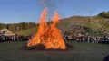 JUST NU: Sol – och tända majbrasor