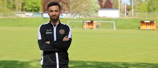 Ayar, 29, formades av HBK – nu ger han tillbaka