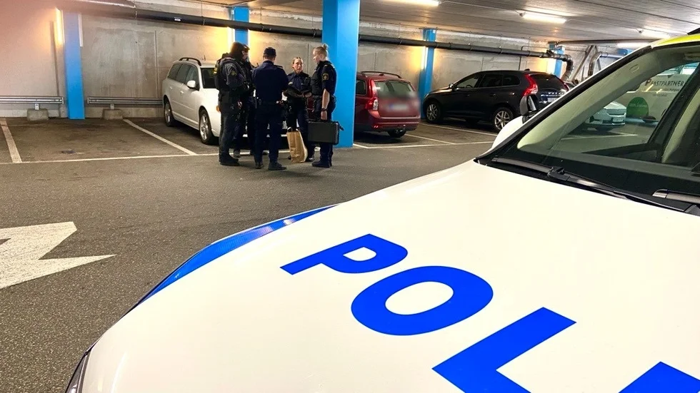 Polisinsats i Märsta. 