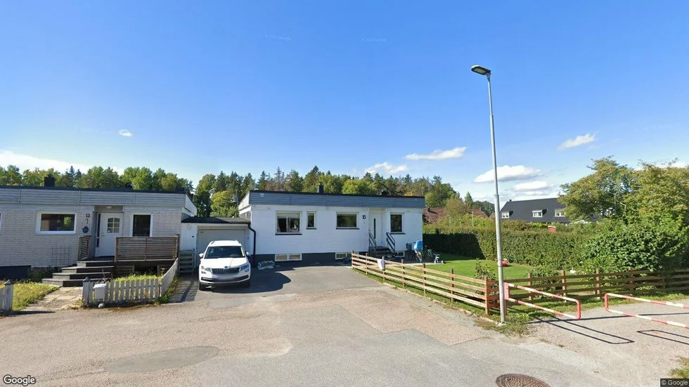 Trollbäcksvägen 15