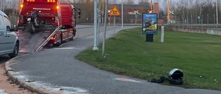 Mindre trafikolycka med motorcykel i Tannefors