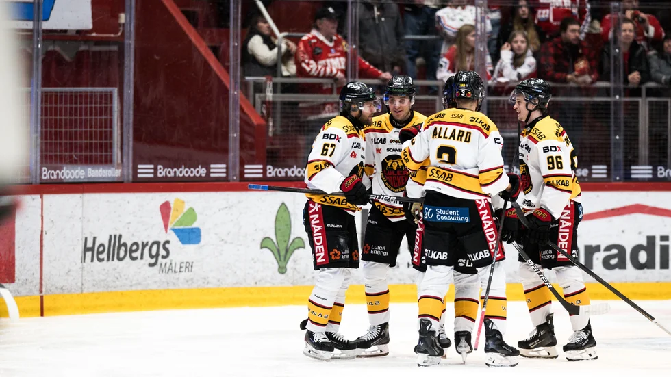 "Det var skönt att det gick vägen, för om jag hade sett dum ut om det inte gjort det", säger Pontus Andreasson – som låg bakom det mål Linus Omark avgjorde matchen genom.