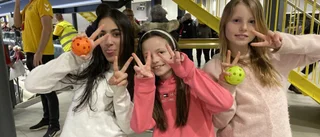 Guif tar emot Önnered – vi vimlar med publiken inför matchstart