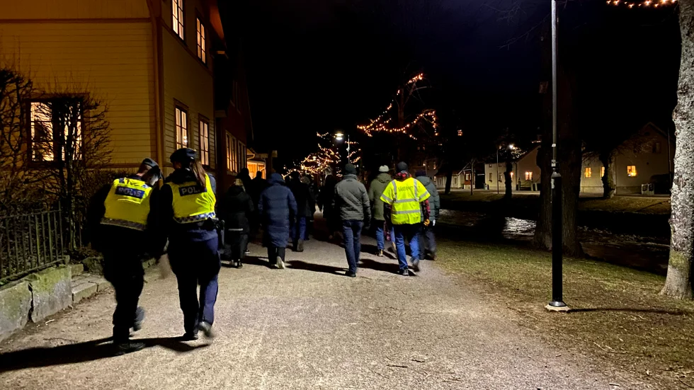 Trygghetspromenaderna som kommunen ordnat tillsammans med polis och räddningstjänst är ett verktyg för att få en aktuell lägesbild för det framtida brottsförebyggande arbetet.