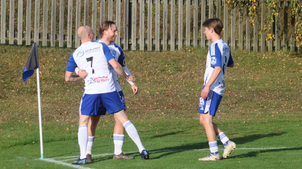 Lagkaptenen Jesper Wessman visade vägen med ett tidigt mål för Södra Vi.